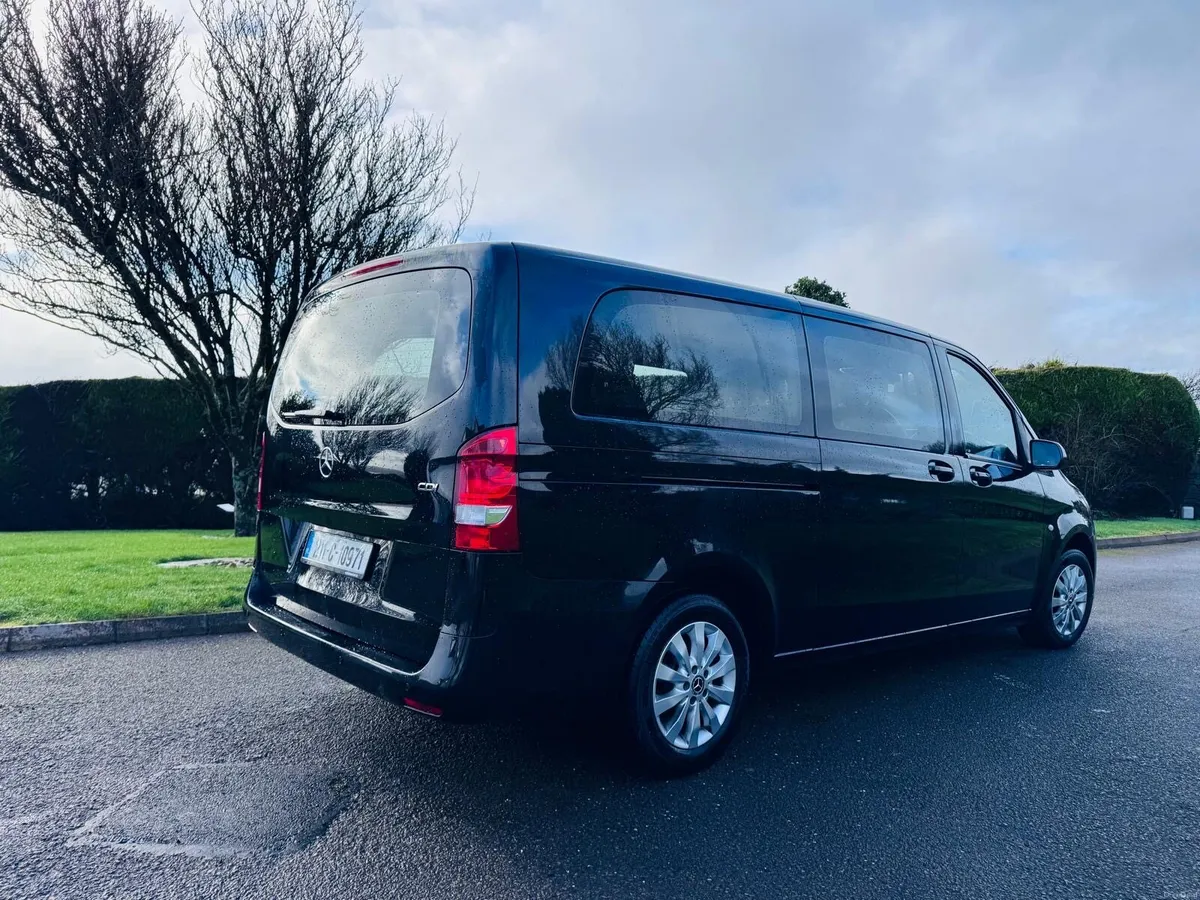 Mercedes-Benz V Class 2021 - Image 4