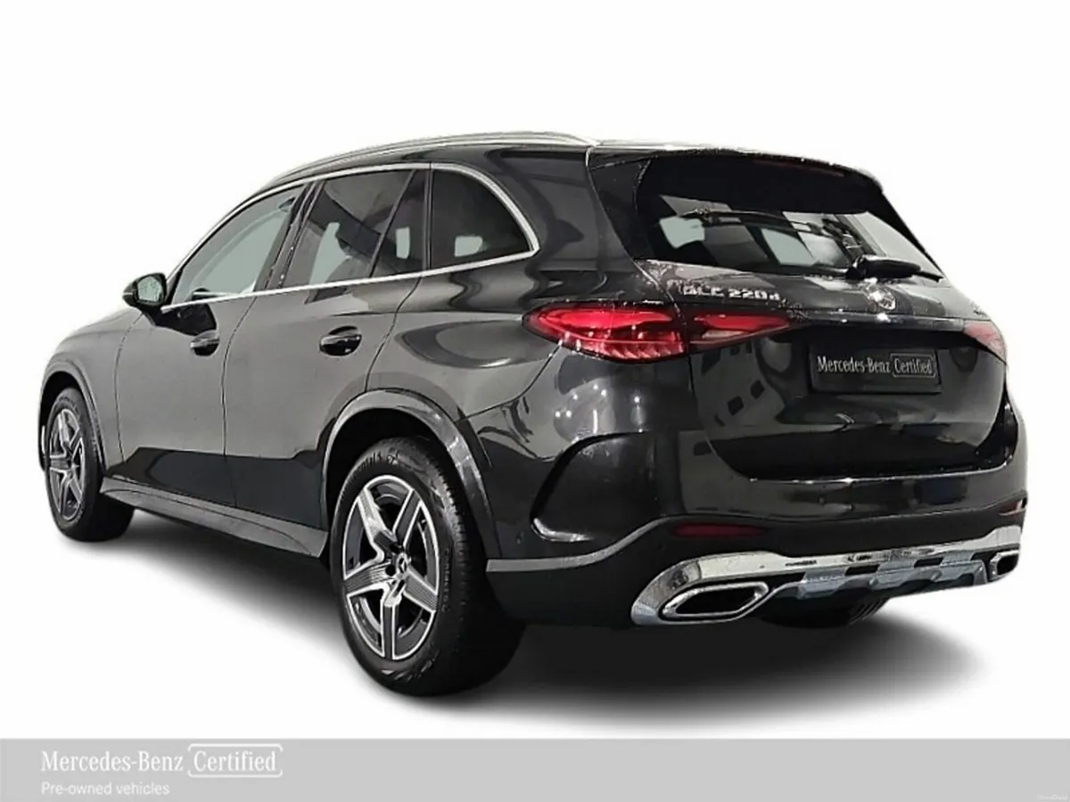 Mercedes-Benz GLC 220D 4MATIC AMG Line - Image 3