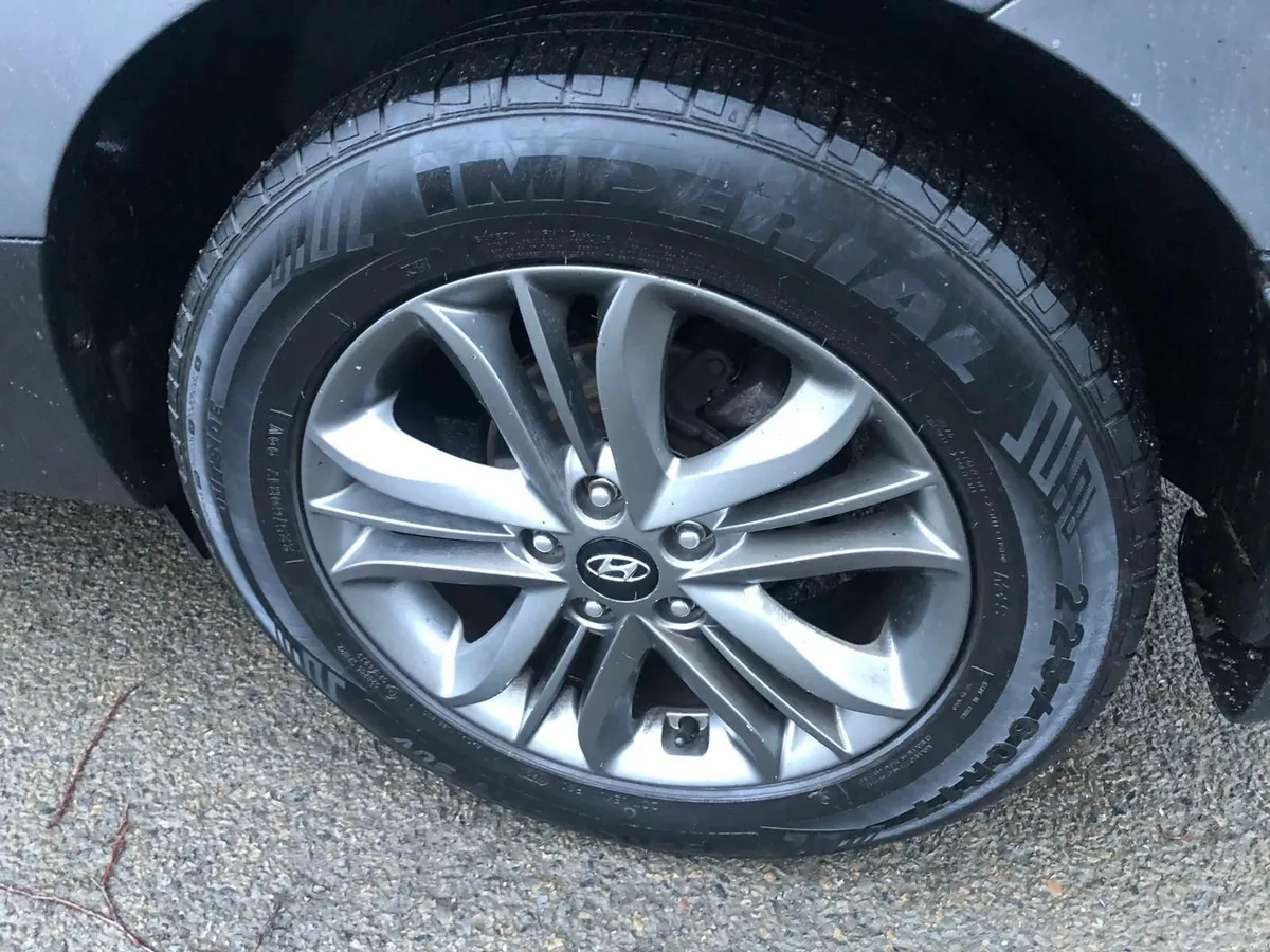 Hyundai ix35 2013 - Image 2