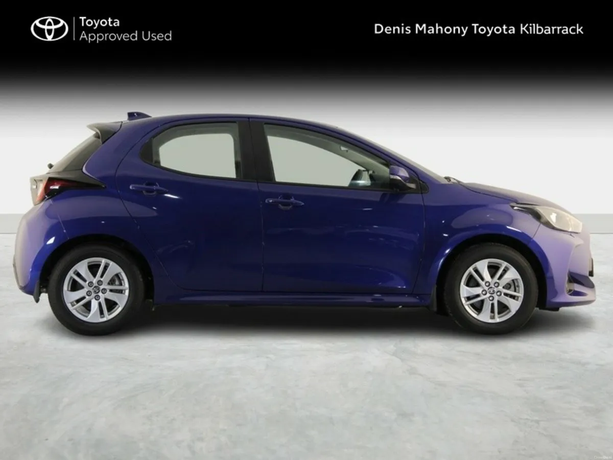 Toyota Yaris Sport - Image 3