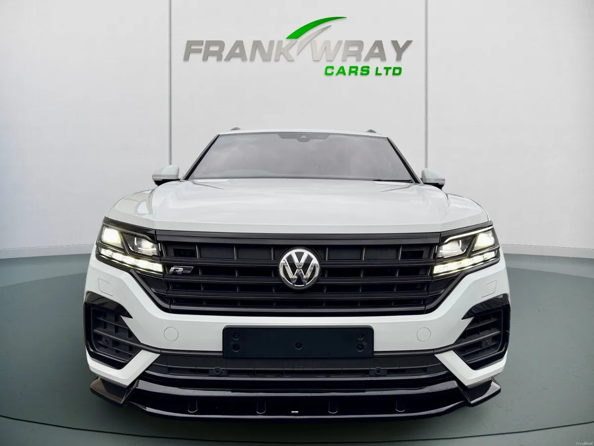 2019 VOLKSWAGEN TOUAREG 3.0 TDI R-LINE*BLACK PACK* - Image 2
