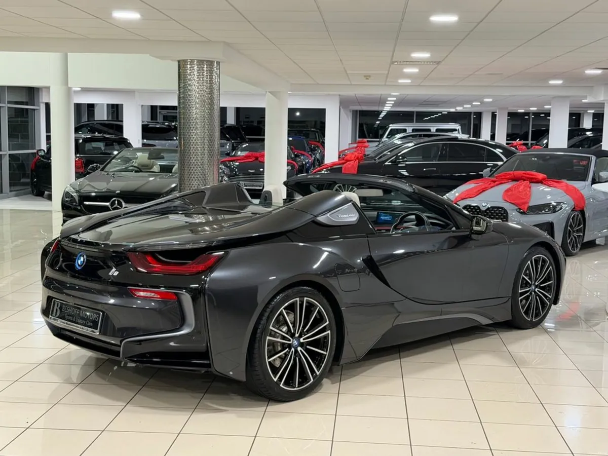 BMW i8 ROADSTER=ONLY 15000 MILES//IVORY INTERIOR// - Image 3