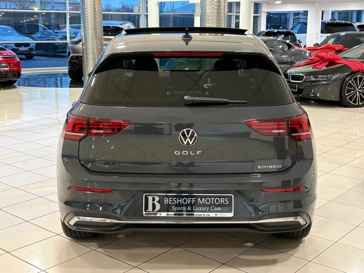 Volkswagen Golf 1.5 TSI DSG STYLE NEW MODEL=PAN RO - Image 4