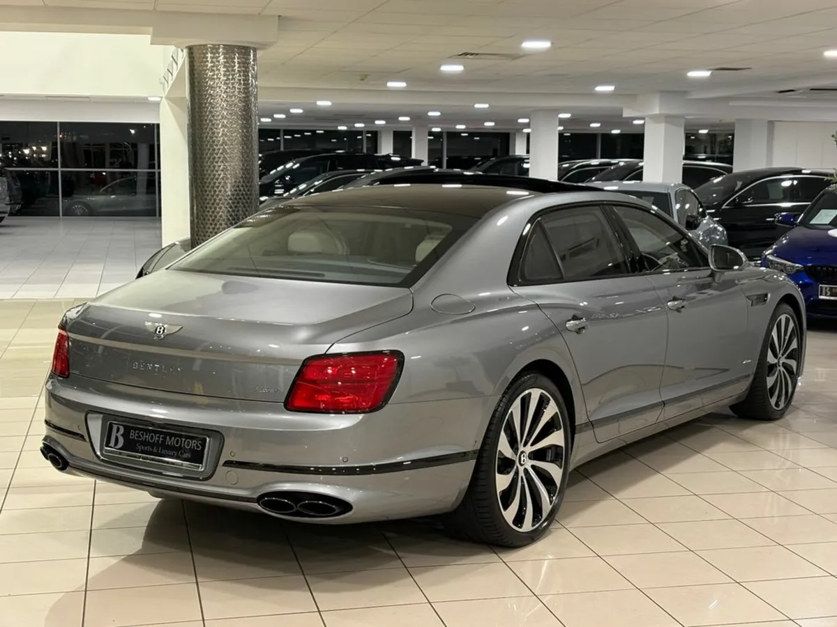 Bentley Flying Spur 3.0 V6 E-HYBRID AZURE=AS NEW// - Image 3