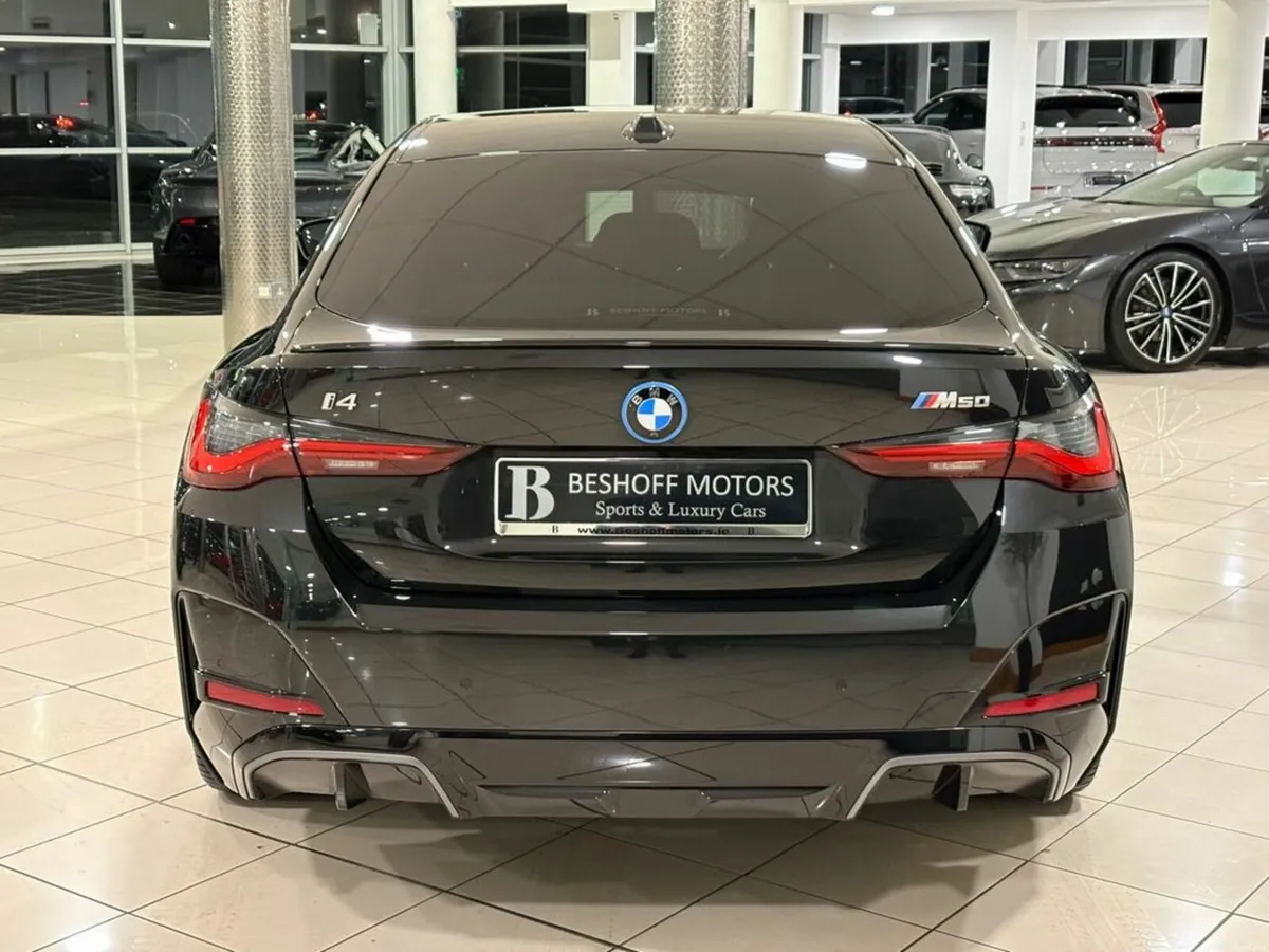 BMW i4 M50=HUGE SPEC//AS NEW//€120 EOAD TAX=2 YEAR - Image 4