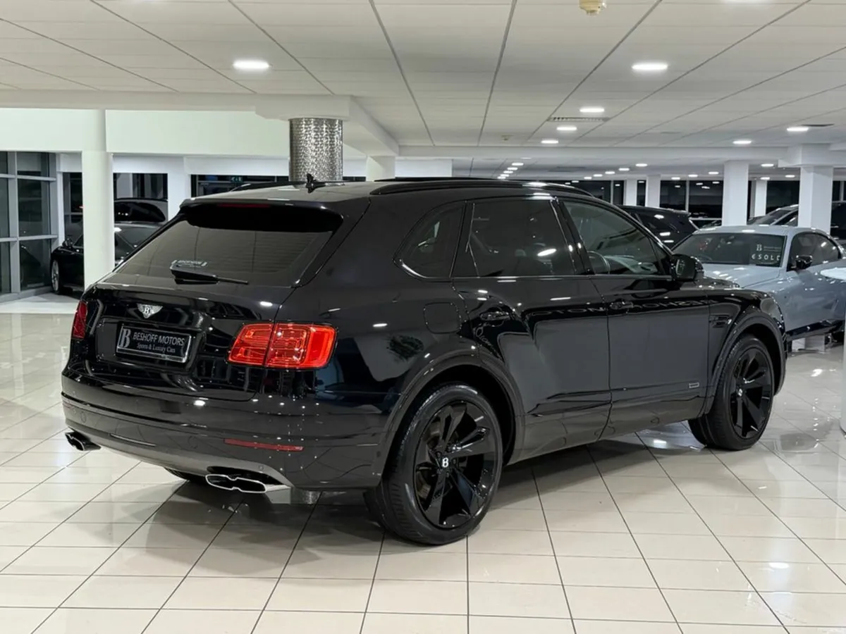 Bentley Bentayga V8 7 SEATER=LOW MILES//HUGE SPEC/ - Image 3