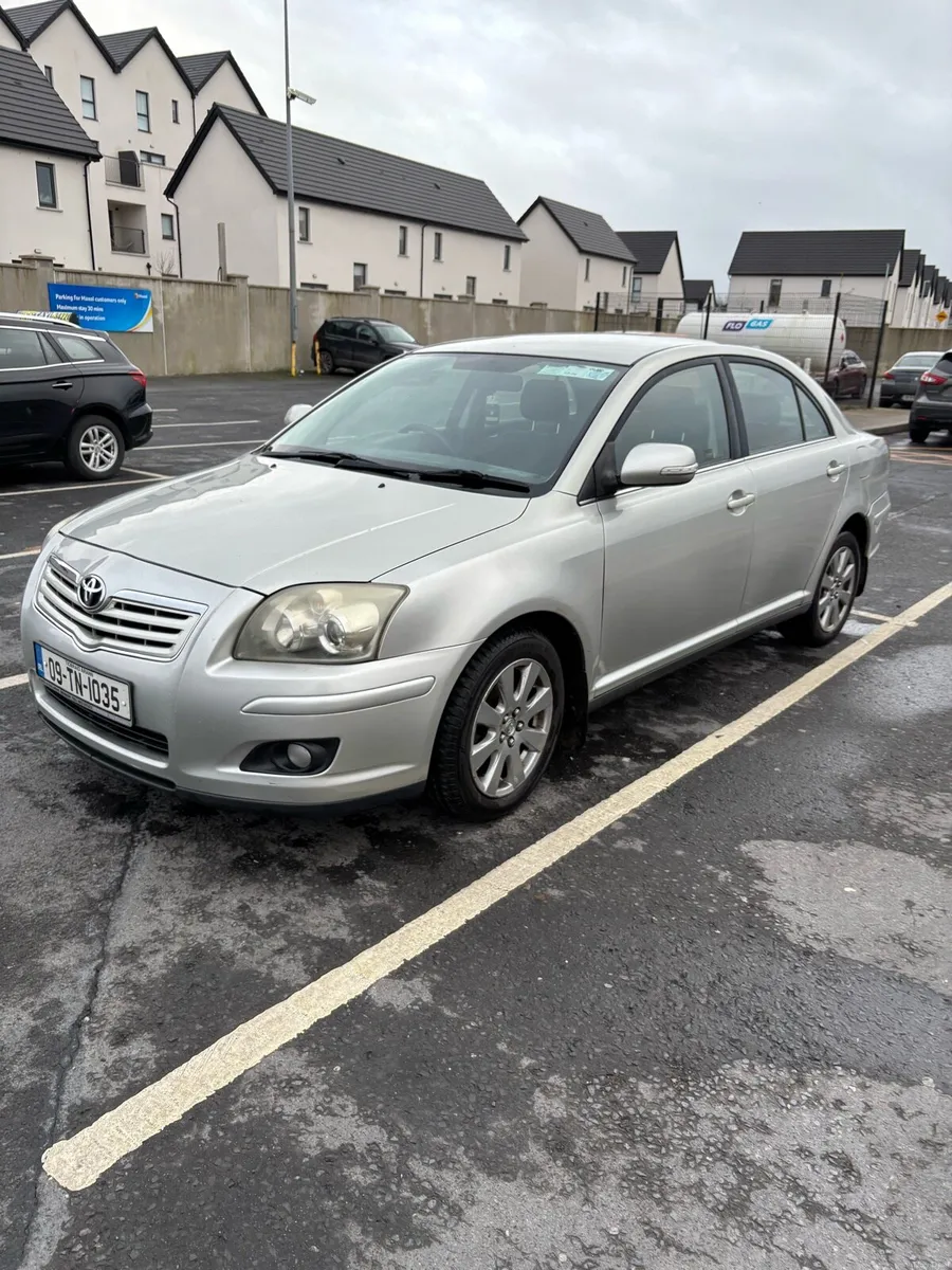 Toyota Avensis - Image 2