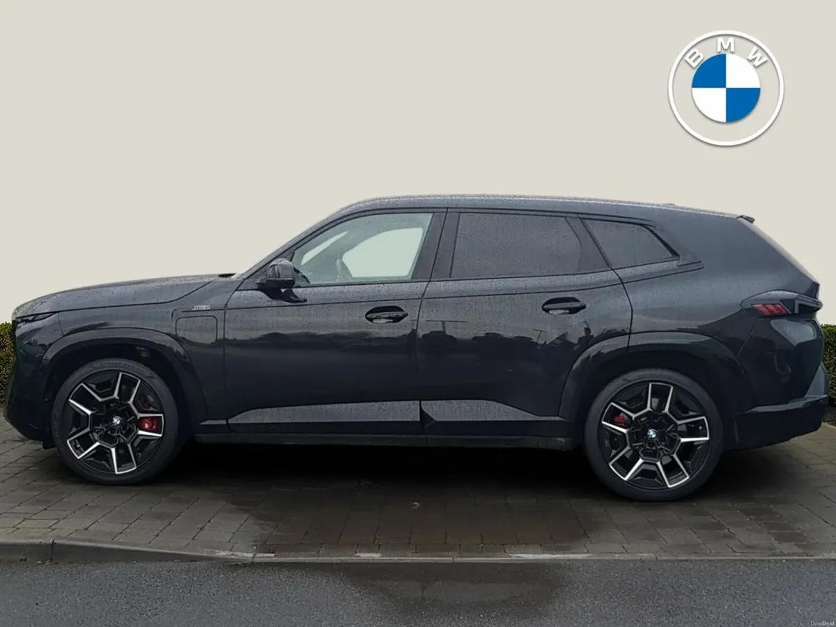 BMW XM xDrive50e - Image 4