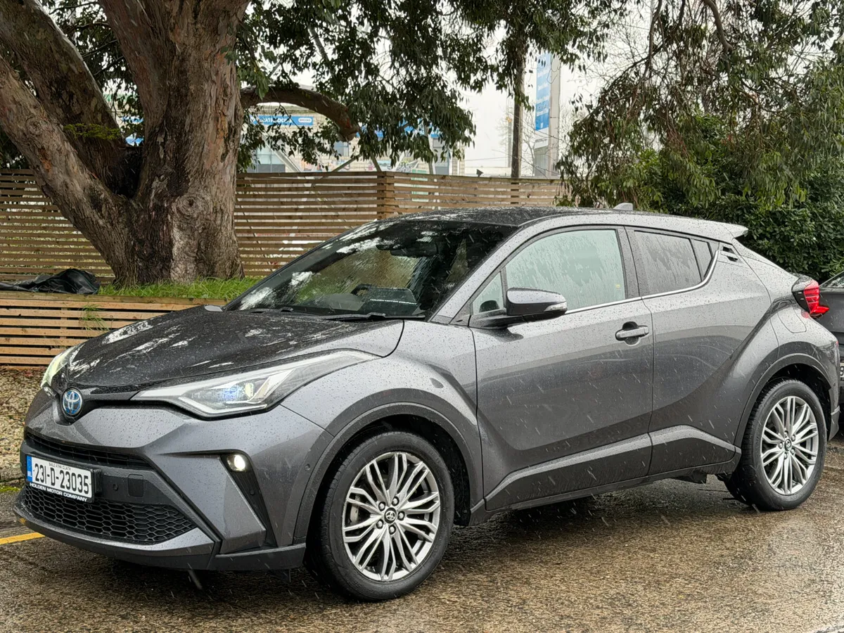 Toyota C-HR 2023..Keyless Entry..Apple CarPlay - Image 3