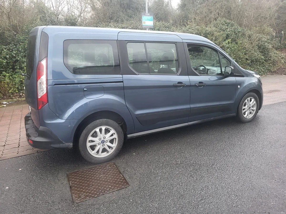 Ford Tourneo Connect 2022 7 Seater Diesel - Image 2