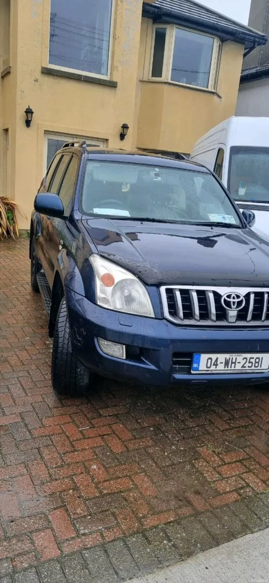 Toyota landcruiser 04 ..crue cab tax and doe