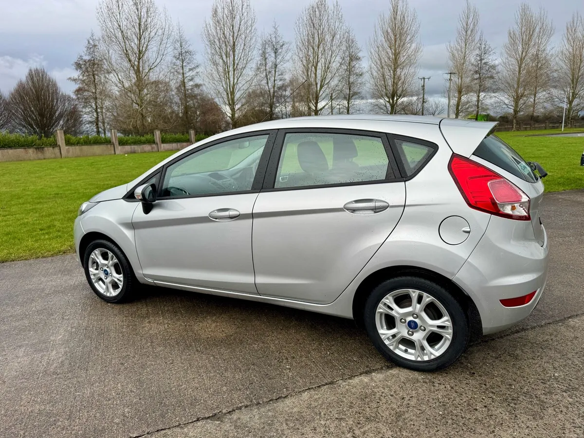 👌 Fiesta Titanium / TOP SPEC/ LOW MILES/ NEW NCT! - Image 4