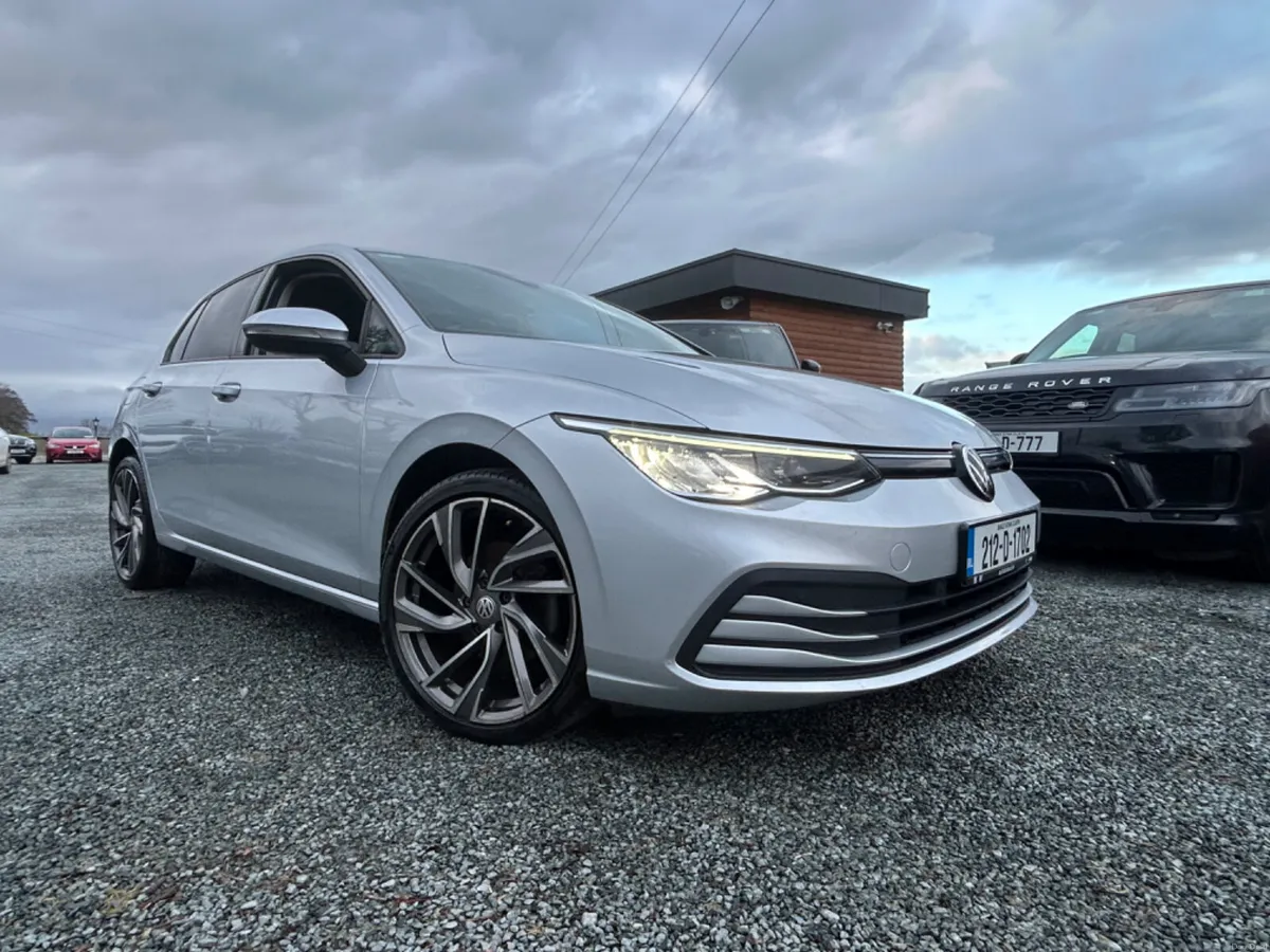 2021 Volkswagen Golf TSI MK8 LOW KMS - Image 2