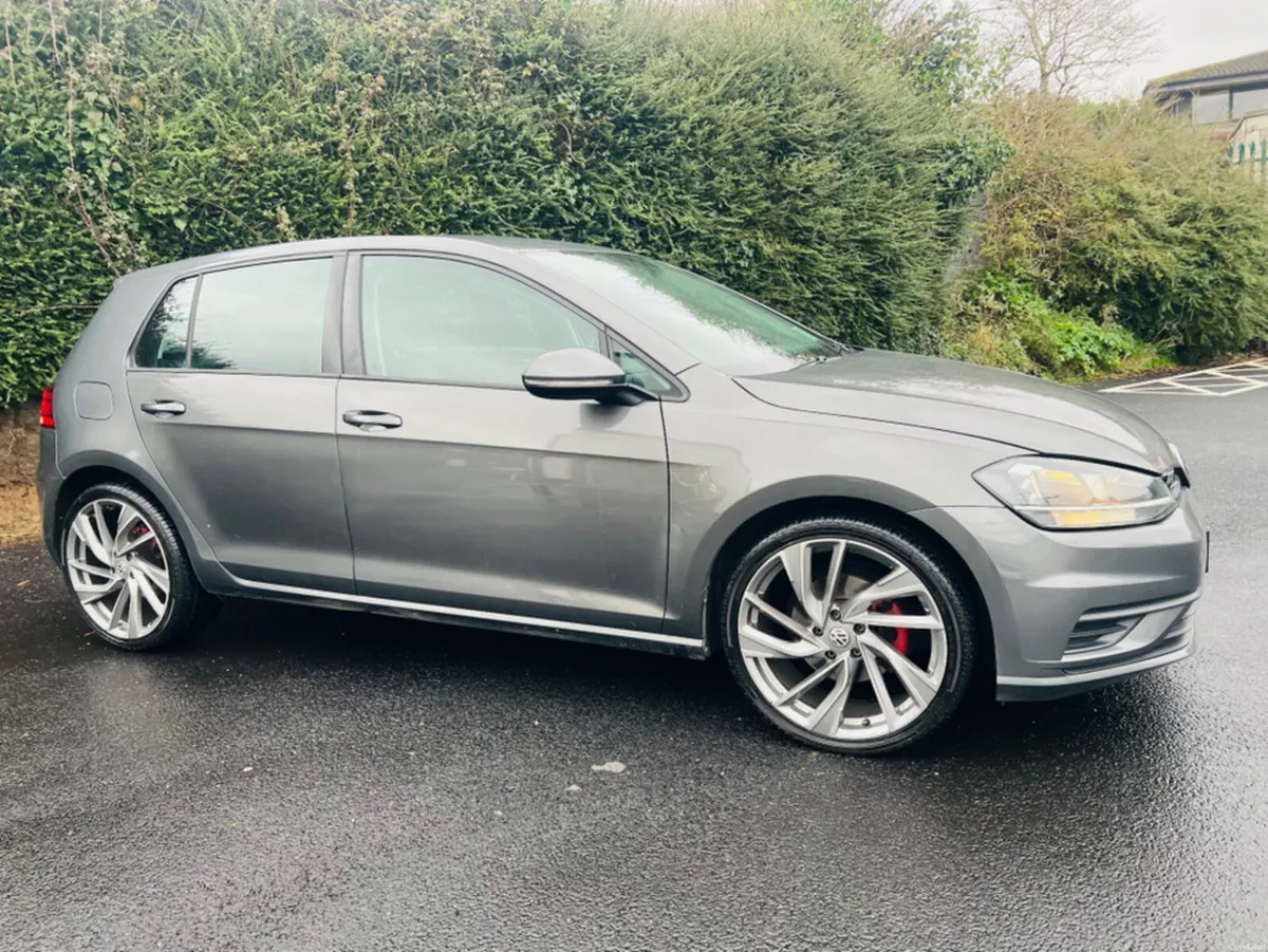 Volkswagen Golf 1.6 TDI S BLUEMOTION 115PS 5DR - Image 4