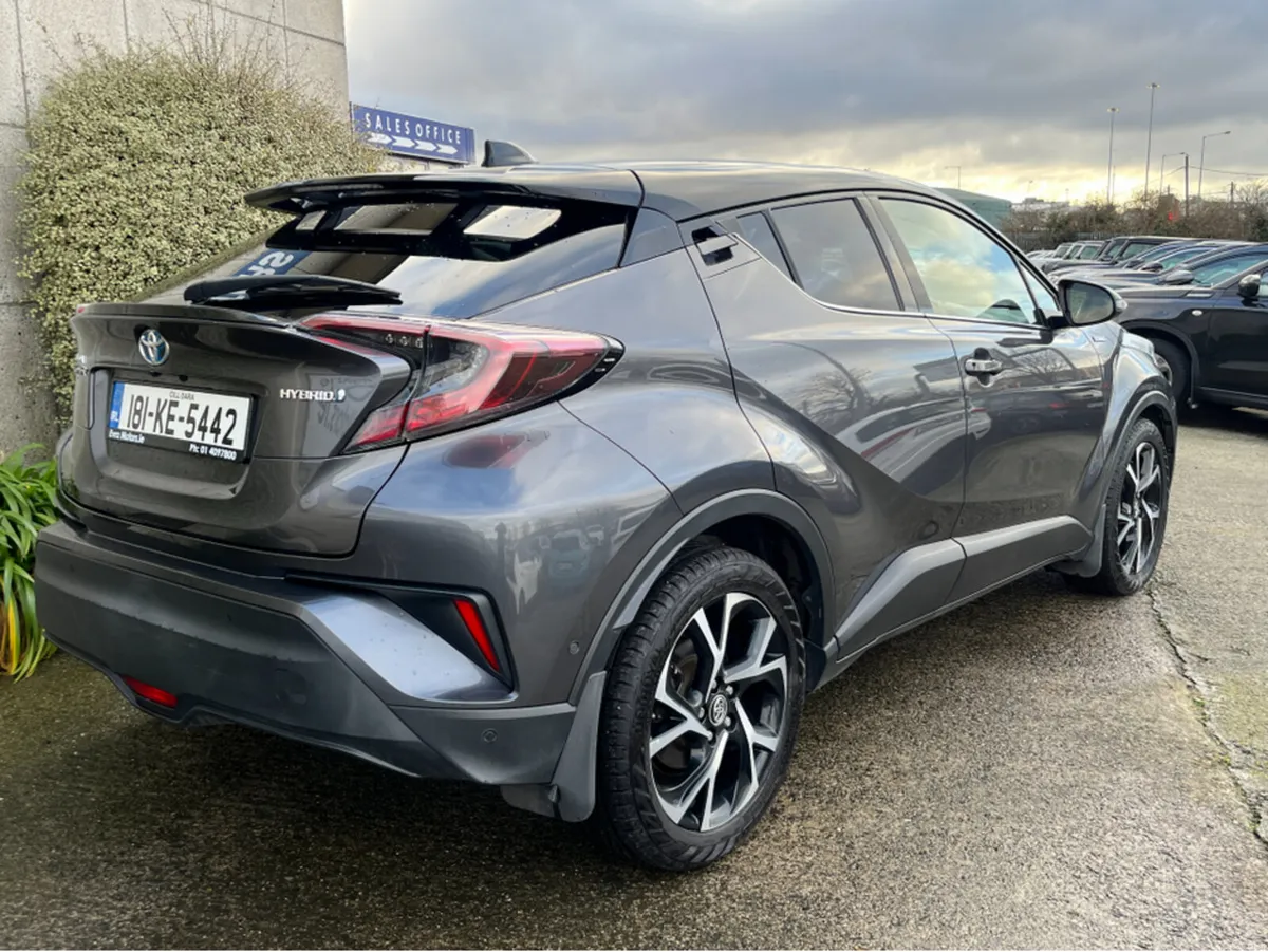 Toyota C-HR DYNAMIC AUTOMATIC HYBRID 1.8 PETROL // - Image 4