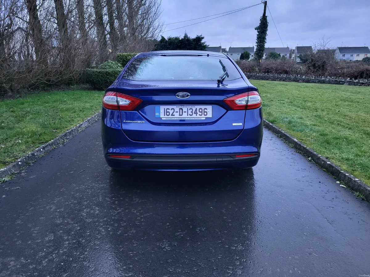 Ford Mondeo TITANIUM 1.6 DIESEL - Image 4