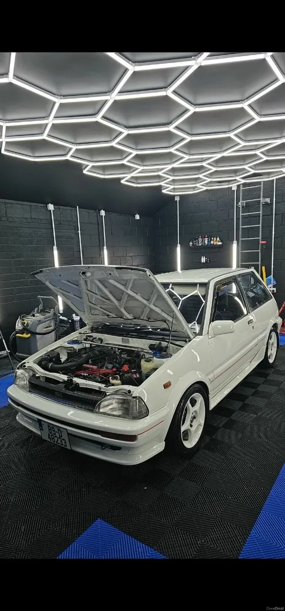 Toyota Starlet - Image 3