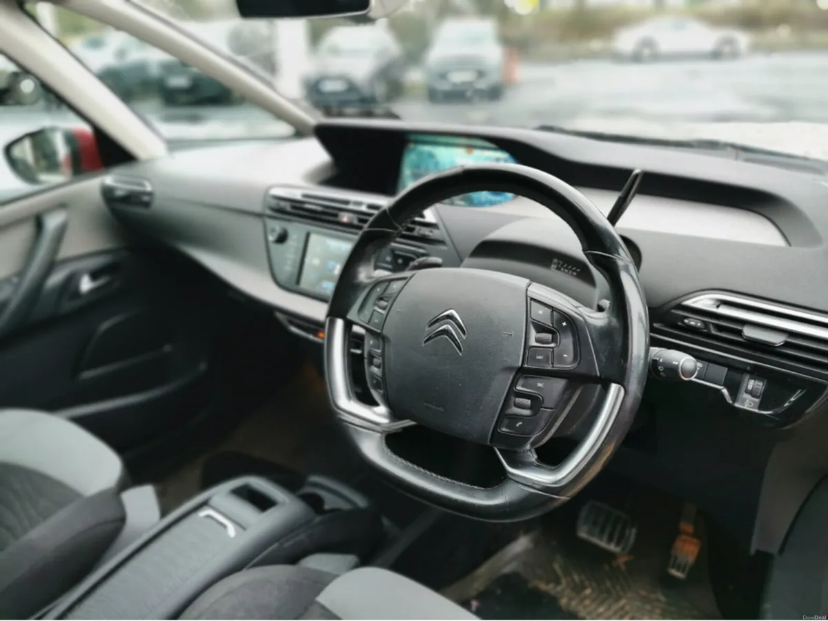 Citroen C4 Picasso BLUEHDI 120BHP SS EAT6 AUTO E X - Image 2