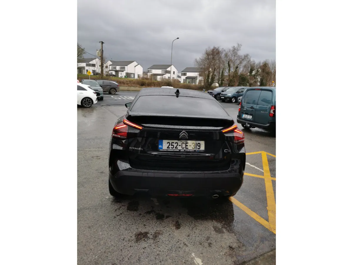 Citroen C4 MAX BLUEHDI 130 EAT8 MY44 - Image 6