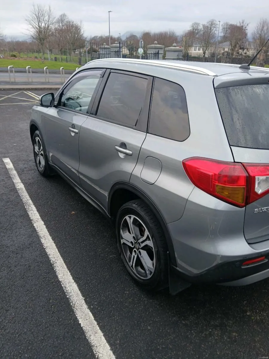 2016 Suzuki Vitara GLX  1.6 Petrol. - Image 4