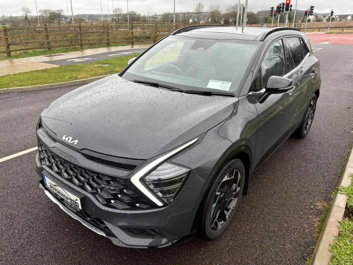 Kia Sportage 1.6D GT LINE , **WARRANTY TILL 2032** - Image 4