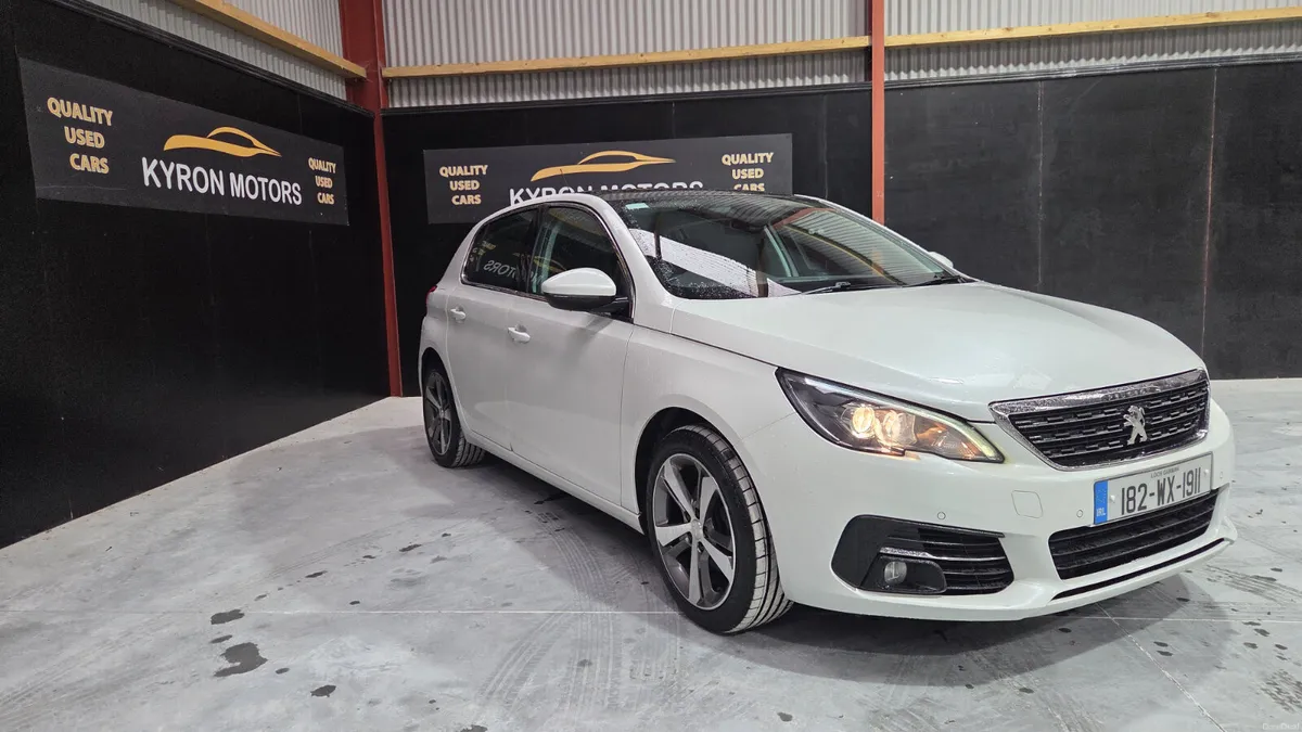 Peugeot 308 2018 1.2 - Image 2