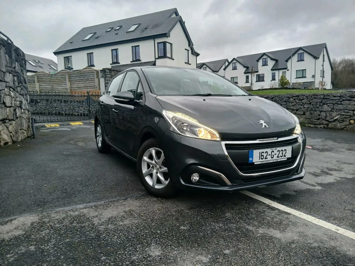 Peugeot 208 2016 - Image 1