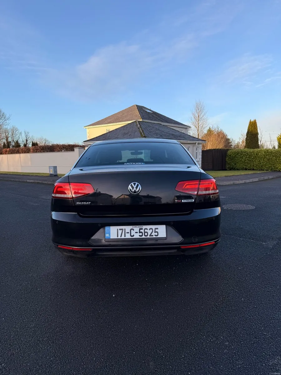 Vw Passat 1.6 TDI Automatic 2017 - Image 3
