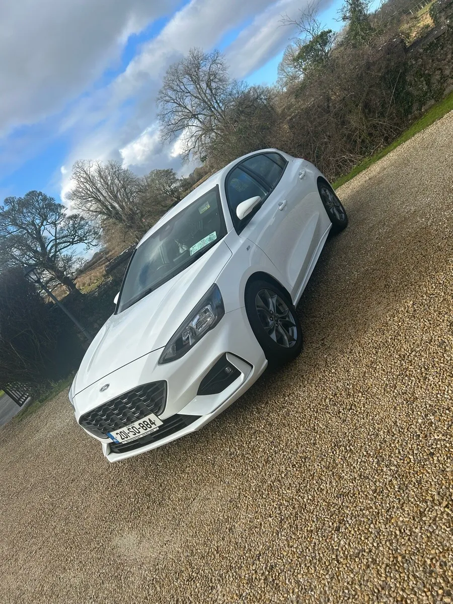 Ford Focus - Image 1