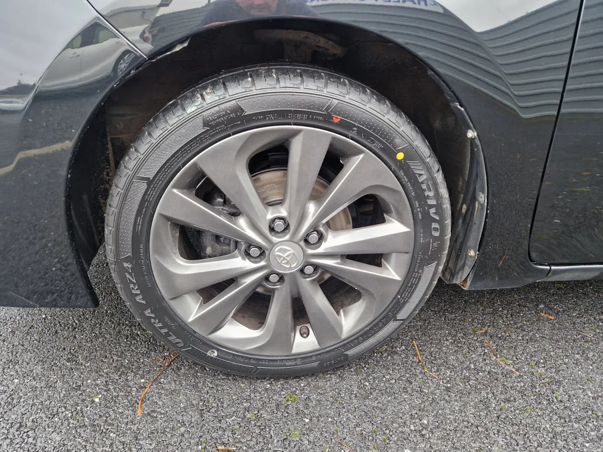 18 TOYOTA COROLLA 1.3 PETROL...NCT 3/28 - Image 4