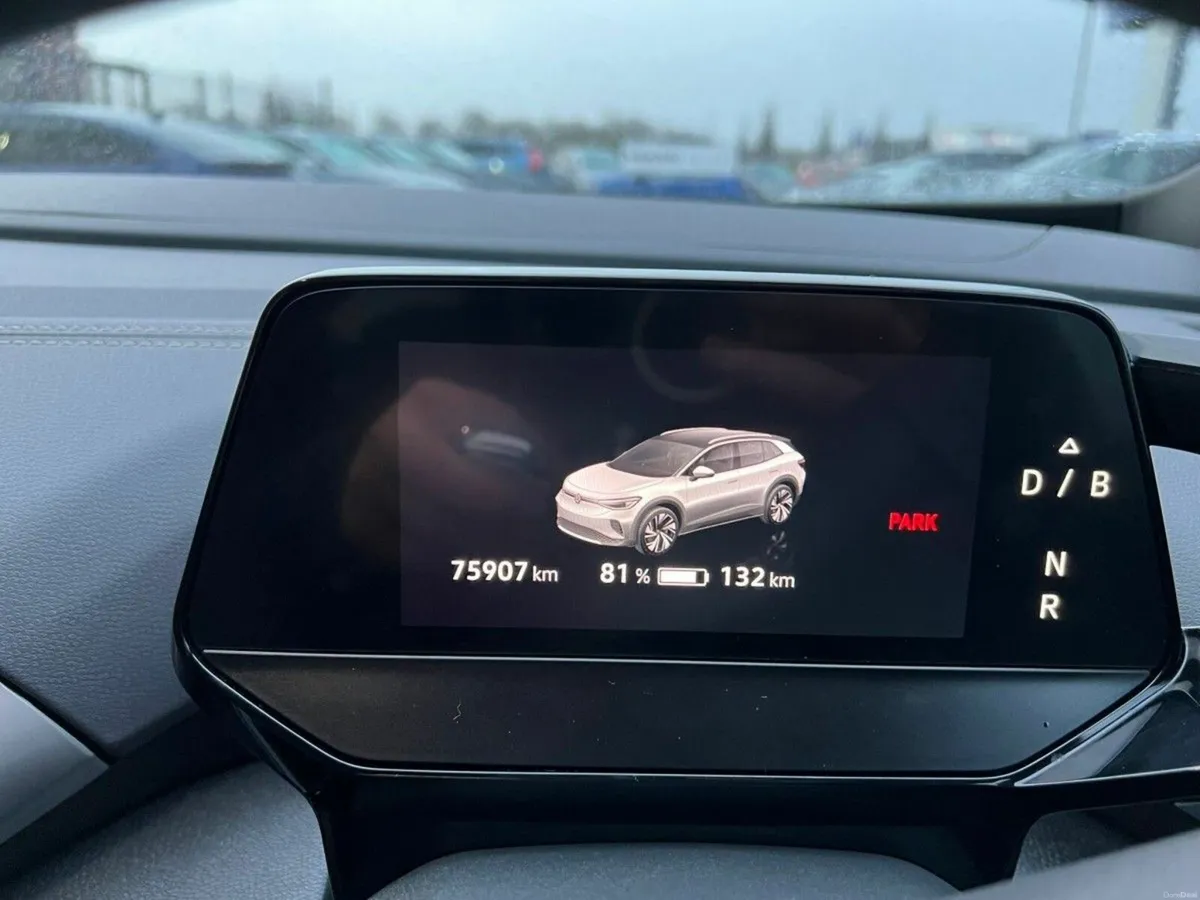 Volkswagen ID.4 LIFE 52kWh *JUST IN* €80 PER WEEK - Image 2