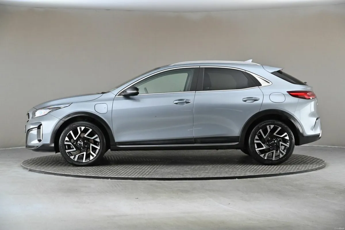 Kia XCeed 1.6 GDI Plug-in Hybrid - Image 5