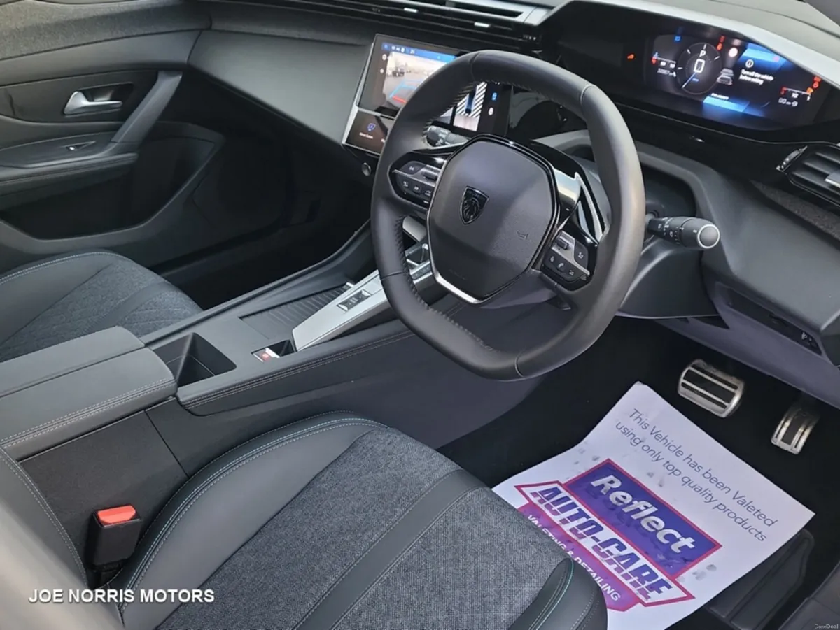 Peugeot 408 ALLURE 1.2 130 AUTOMATIC 6 4 M - Image 6