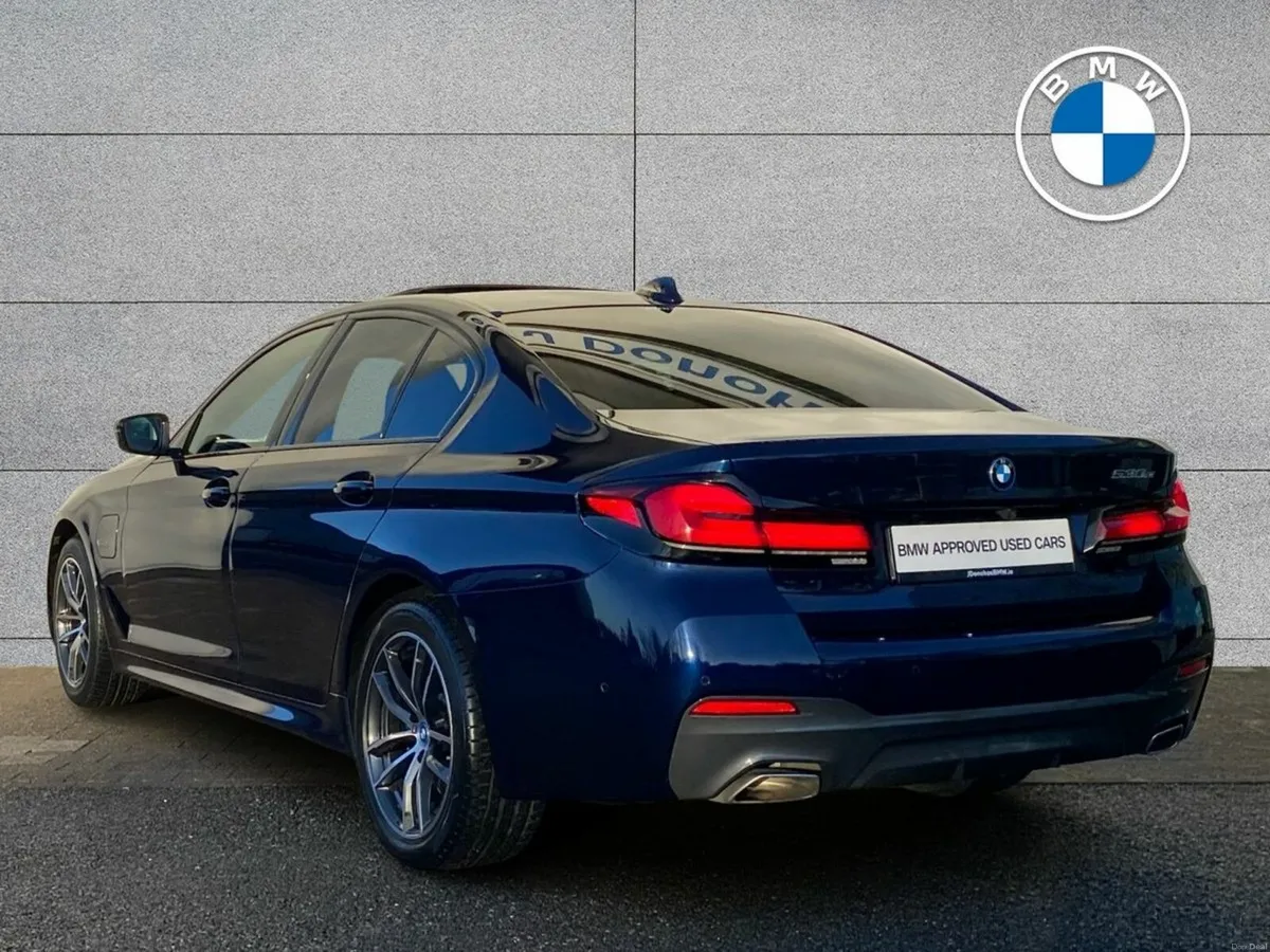 BMW 5-Series 530e M Sport Saloon - Image 3