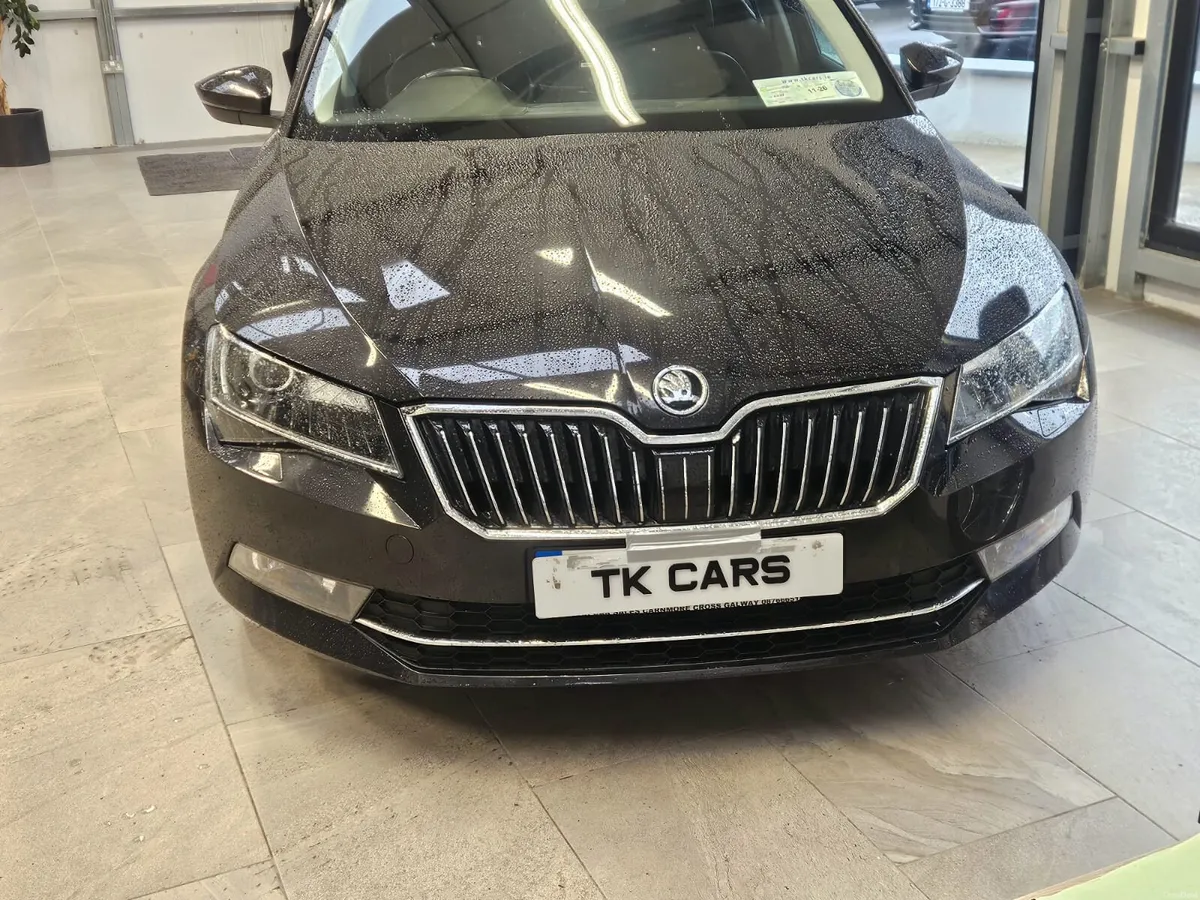 18 SKODA SUPERB STYLE AUTOMATIC - Image 4