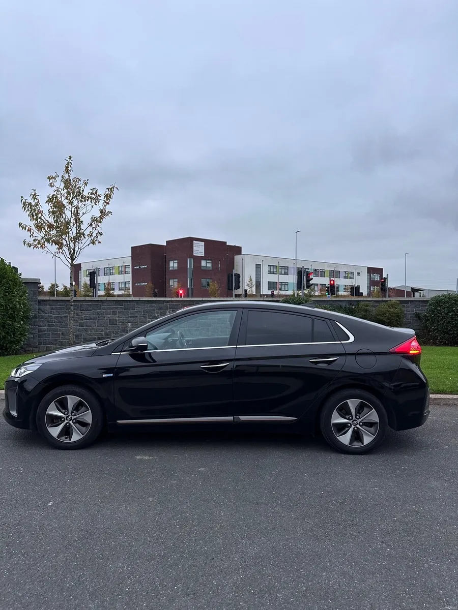 Hyundai Ionic - Image 2