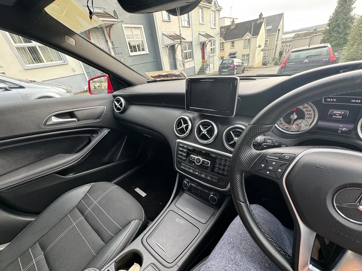 Mercedes-Benz A-Class 2015 - Image 4
