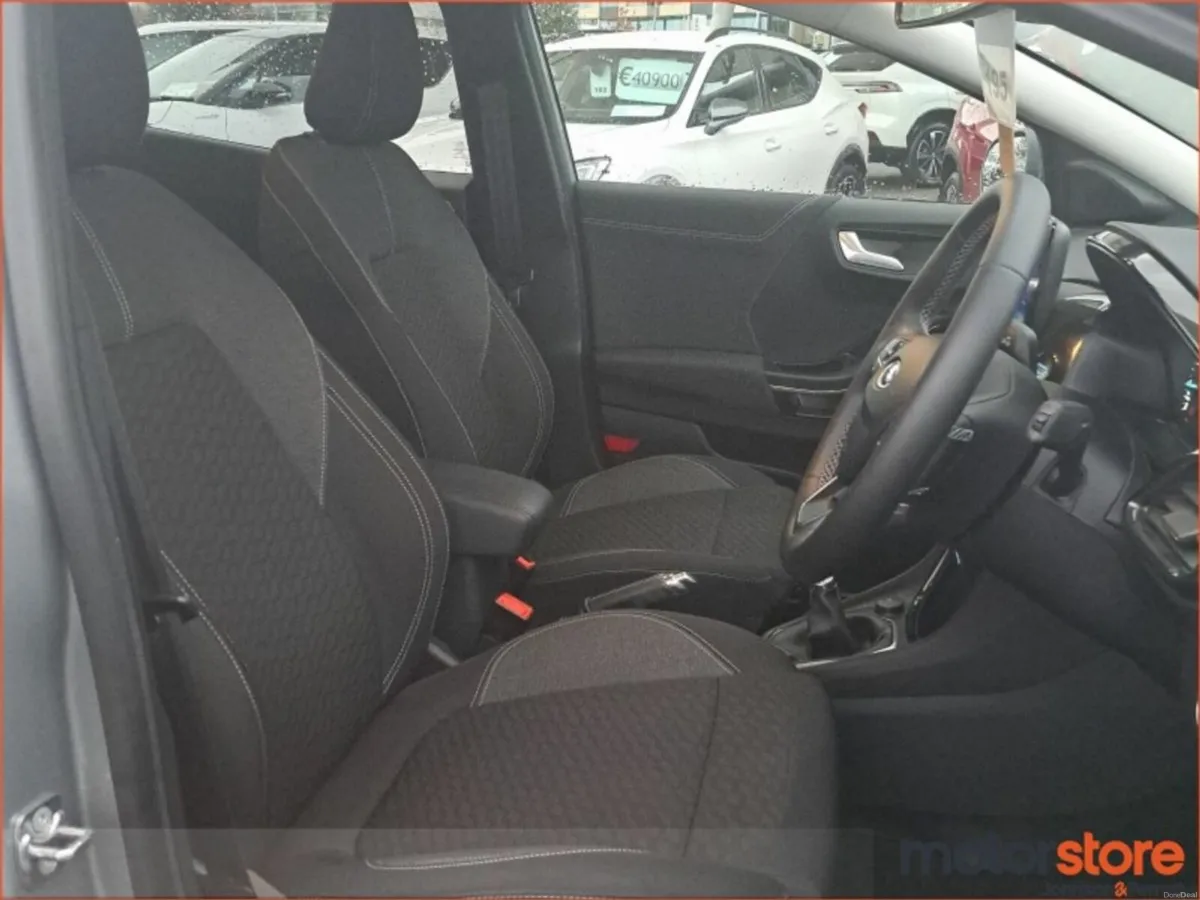 Ford Puma TINY MILEAGE! 1.0L EcoBoost Hybrid 125PS - Image 3