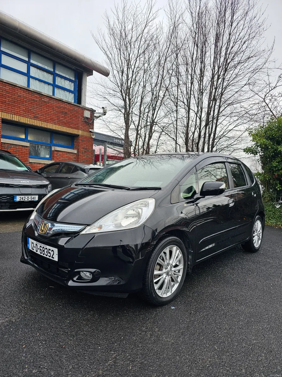 Honda Fit Hybrid 2012 - Image 1