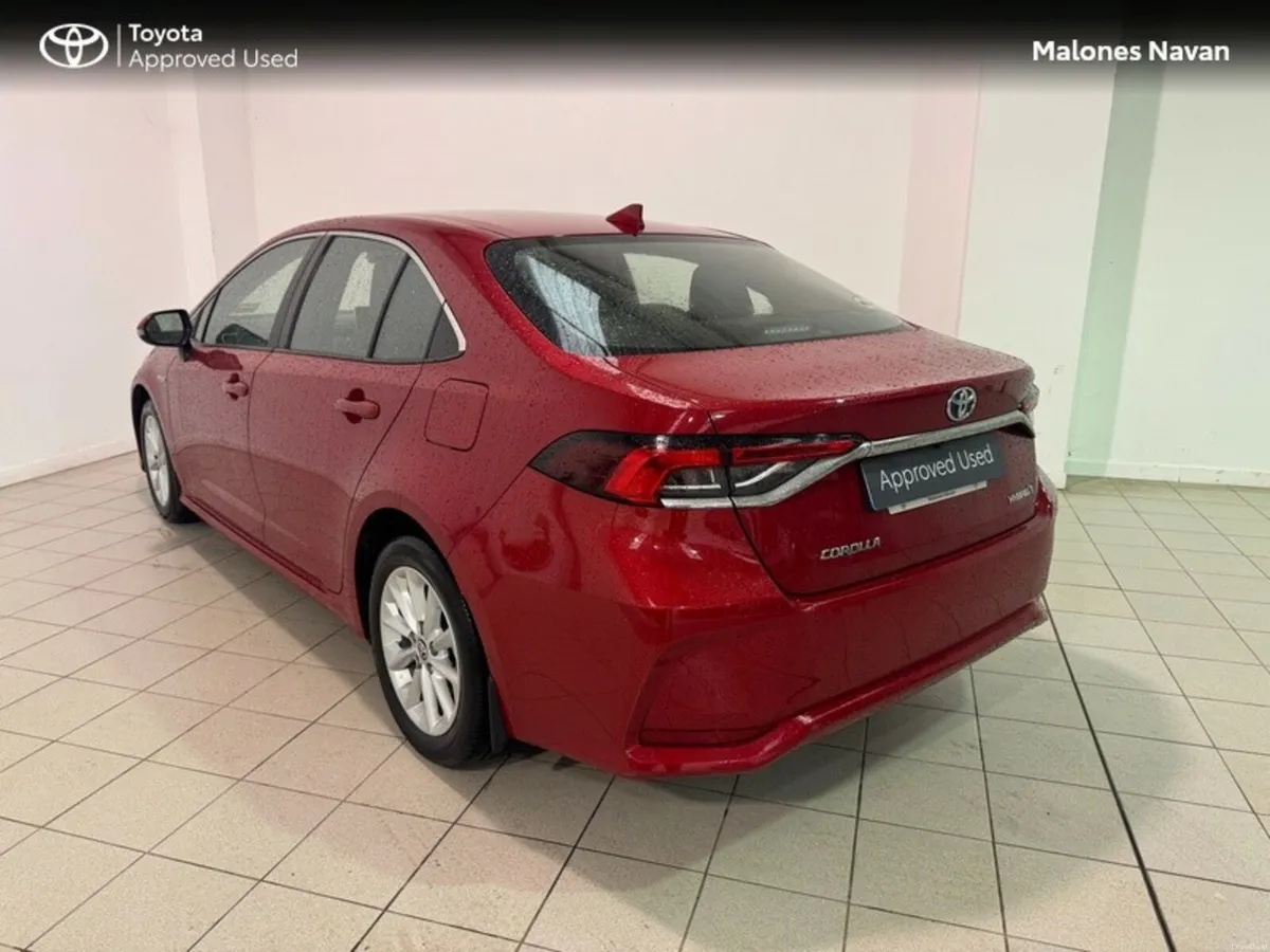Toyota Corolla COROLLA HYB LUNA SALOON - Image 2