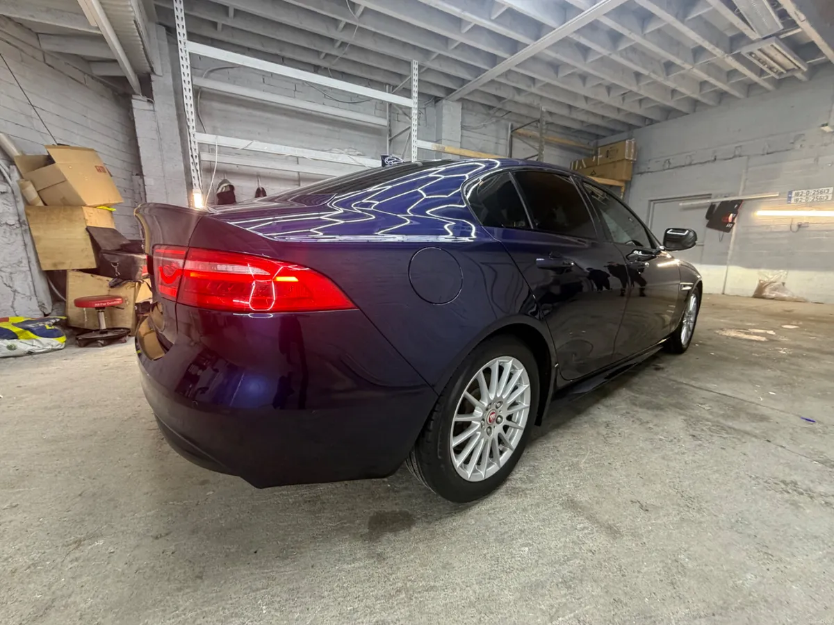 Jaguar XE 2.0D R-Sport Automatic - Image 4