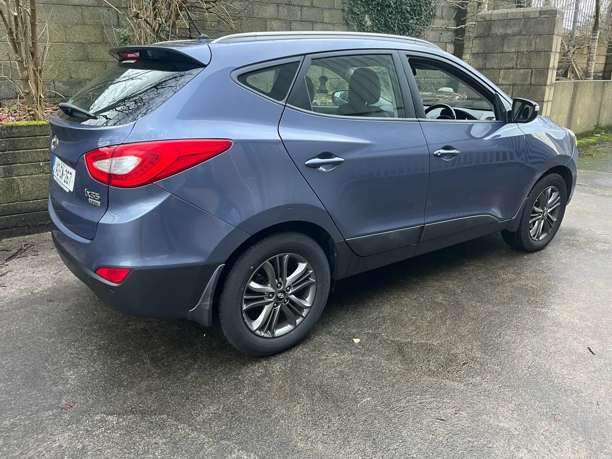 Hyundai ix35 - Image 2