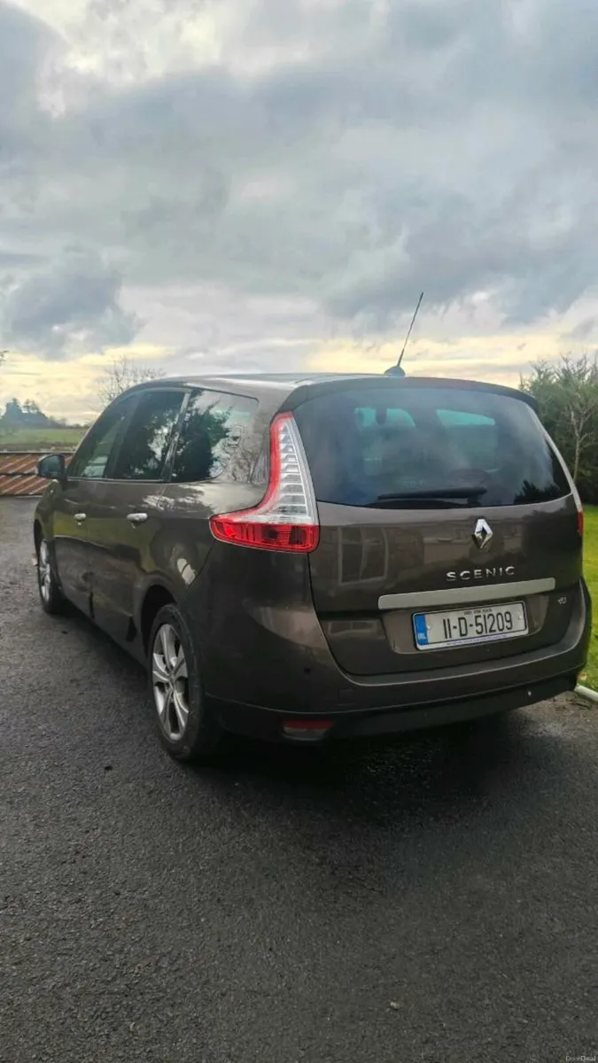 2011 Renault Grand Scenic 7 Seater - Image 1