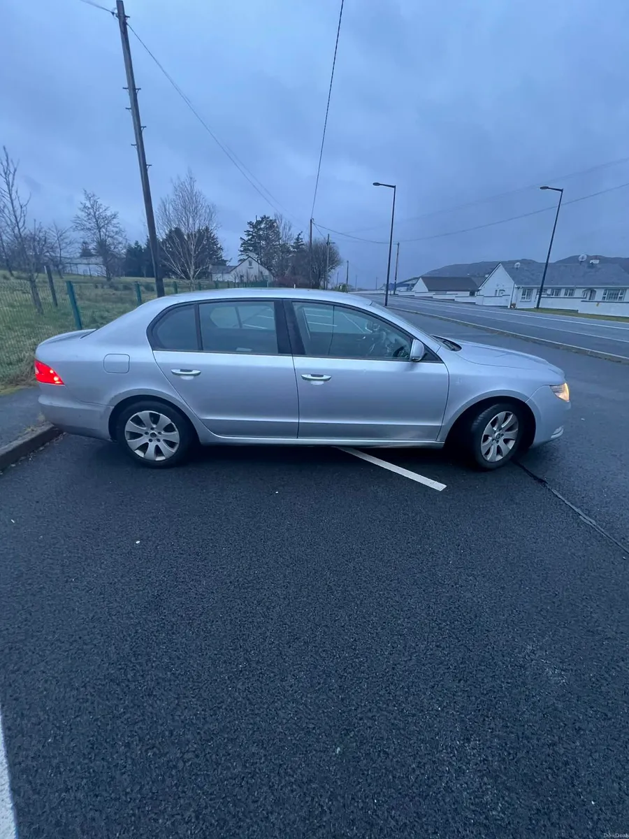 Skoda superb - Image 2