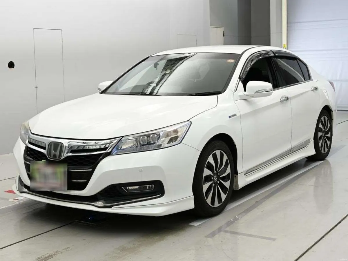 2014 Honda Accord 2.0 Hybrid Auto - Image 1