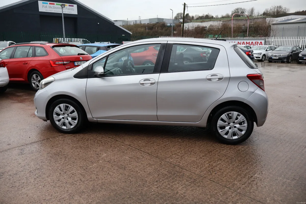 Toyota Yaris Luna Low Mileage 12 Month NCT - Image 6