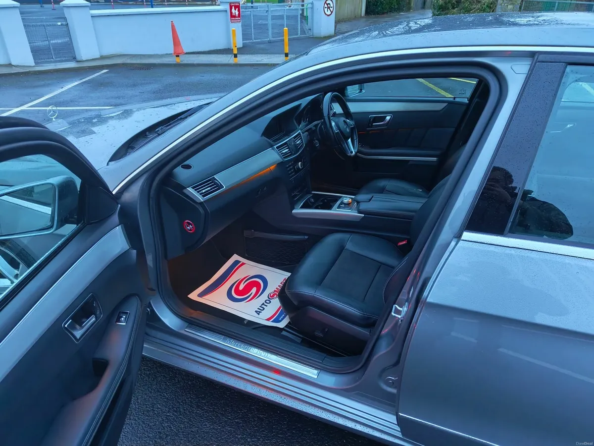 Mercedes-Benz E-Class 2012 - Image 3