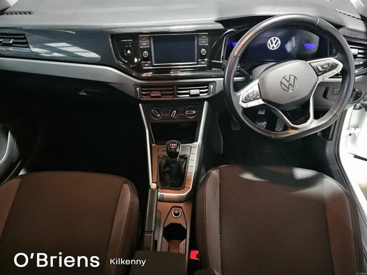 Volkswagen Polo LIFE 1.0 TSI 95 BHP 5DR *1 OWNER - - Image 2