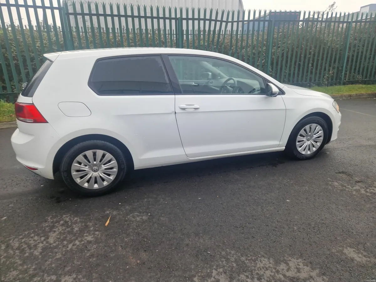 Volkswagen Golf 2016 - Image 2