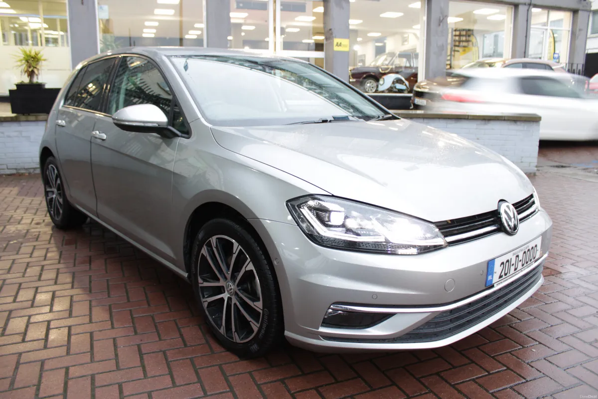 2.0TDI 150BHP SPORT 5DR HATCHBACK AUTO // 1 OWNER - Image 2